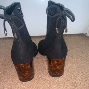 chunky heel bootie